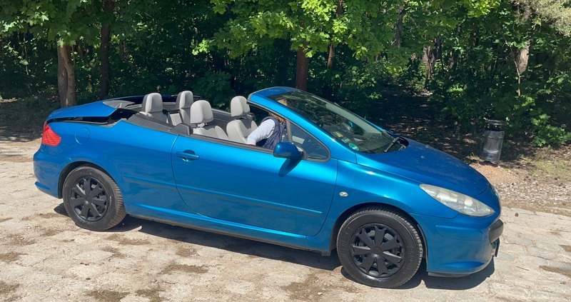 Peugeot 307 CC cena 12700 przebieg: 246000, rok produkcji 2005 z Józefów małe 172